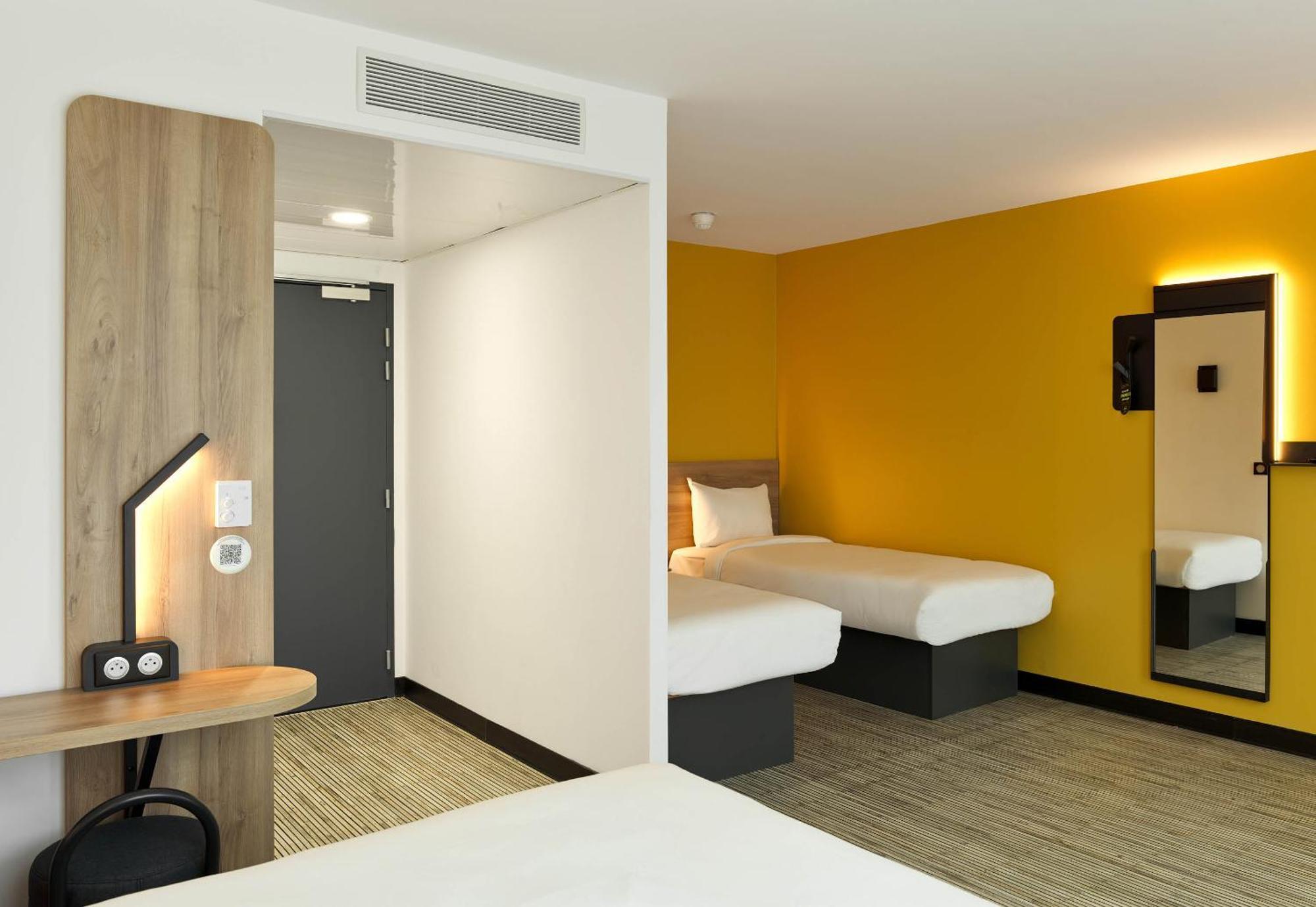 B&B Hotel Cergy Saint-Christophe Gare Exterior foto